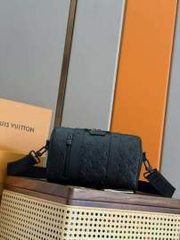 Picture of Louis Vuitton Mens Bags _SKUfw215539546fw